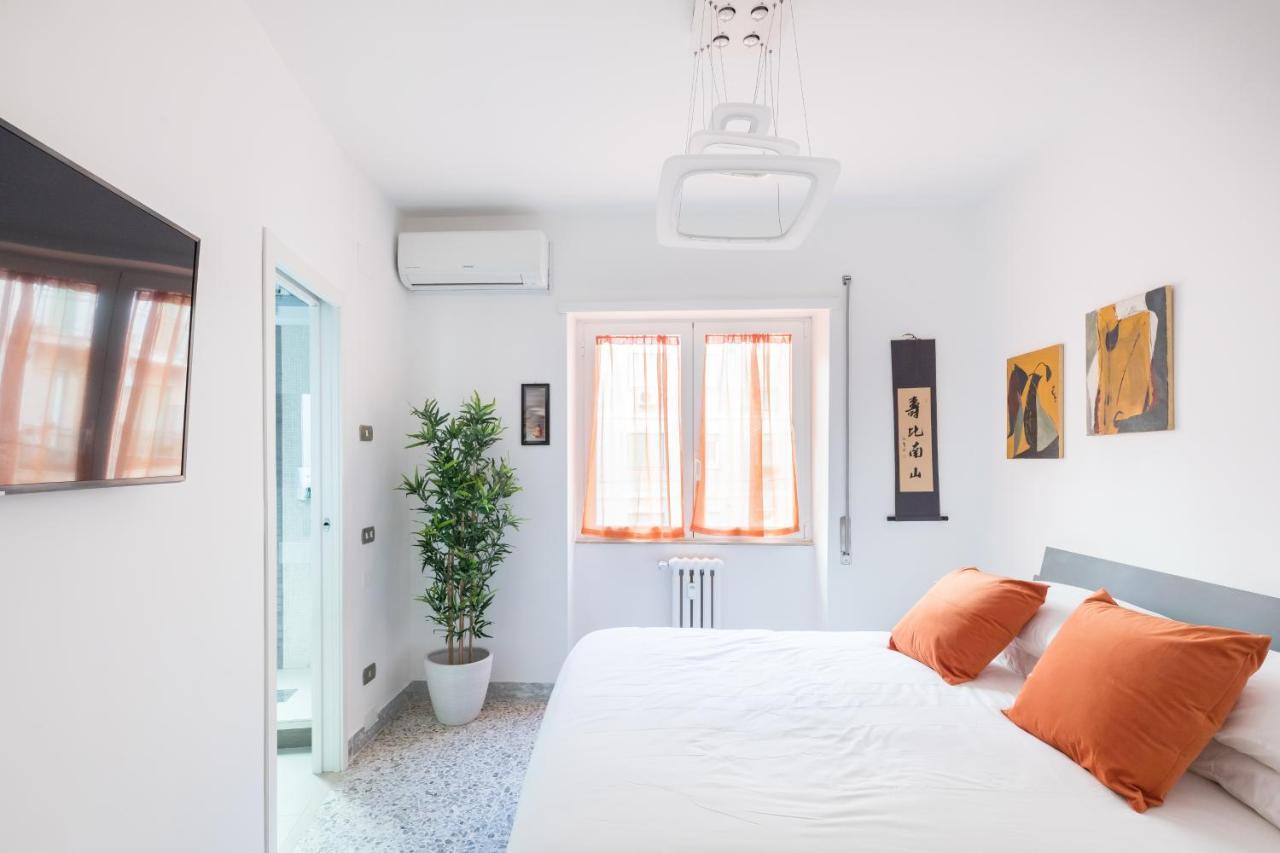 Amoretti Apartment, 6 Persone, 3 Camere, 2 Bagni, Balcone, Wi-fi, Metro B Monti Tiburtini Apartment Rom
